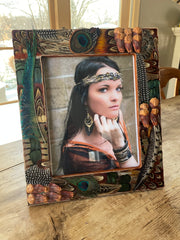 Feather Frame